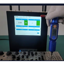 <{$channel[a].title}>